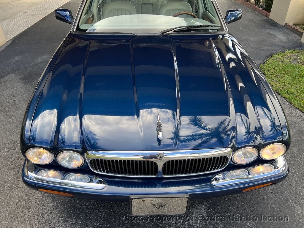 1999 Jaguar XJ XJ8L Long Wheelbase Sedan - 22641156 - 85