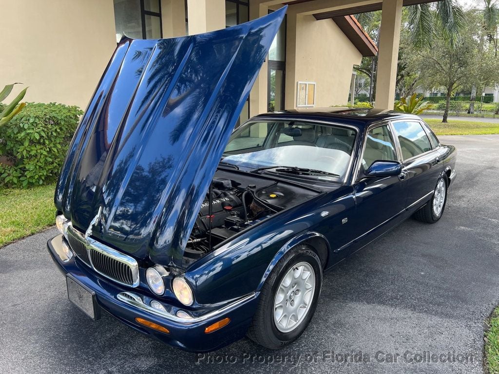 1999 Jaguar XJ XJ8L Long Wheelbase Sedan - 22641156 - 86