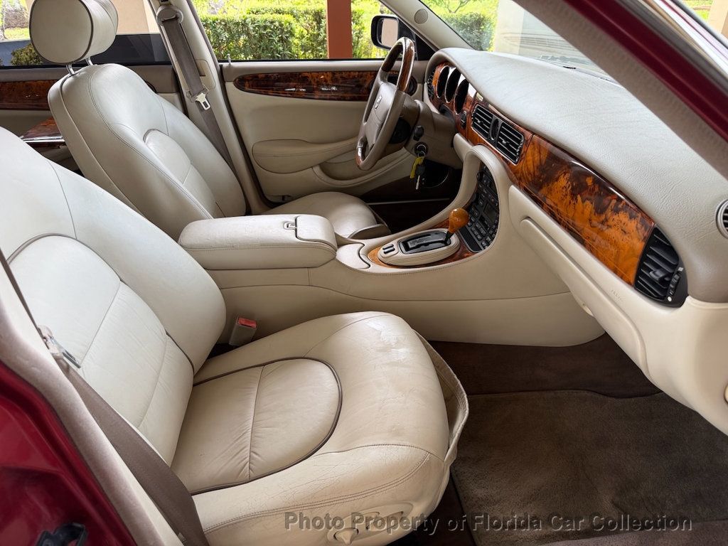 1999 Jaguar XJ XJ Vanden Plas - 23039111 - 11