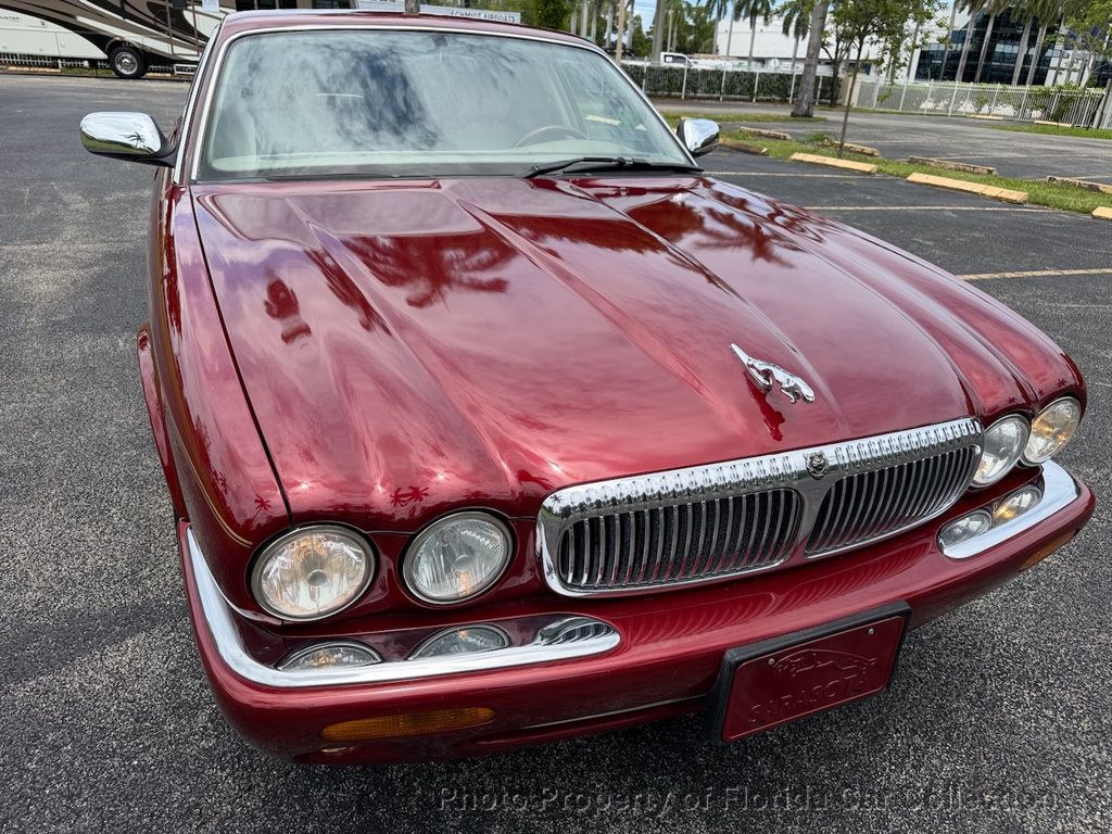 1999 Jaguar XJ XJ Vanden Plas - 23039111 - 14