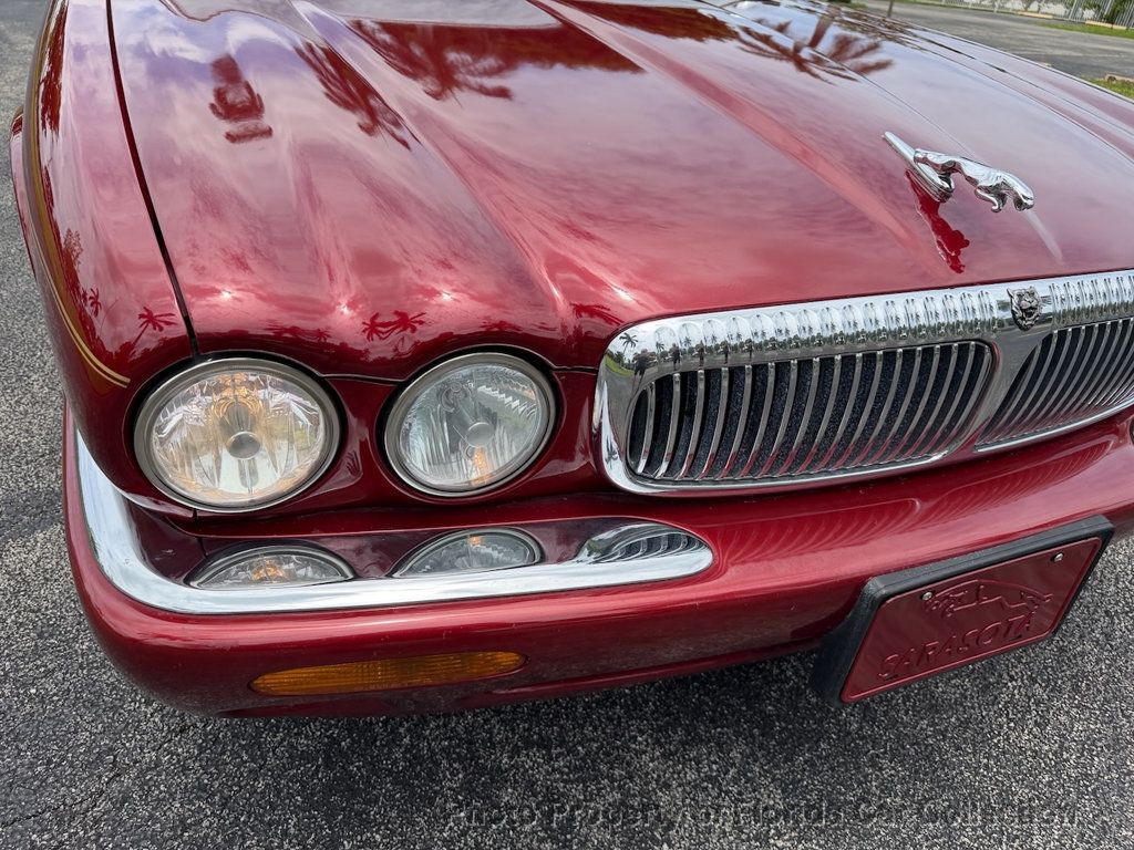 1999 Jaguar XJ XJ Vanden Plas - 23039111 - 18