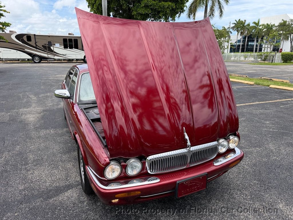 1999 Jaguar XJ XJ Vanden Plas - 23039111 - 28