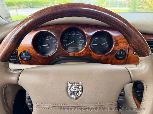 1999 Jaguar XJ XJ Vanden Plas - 23039111 - 37