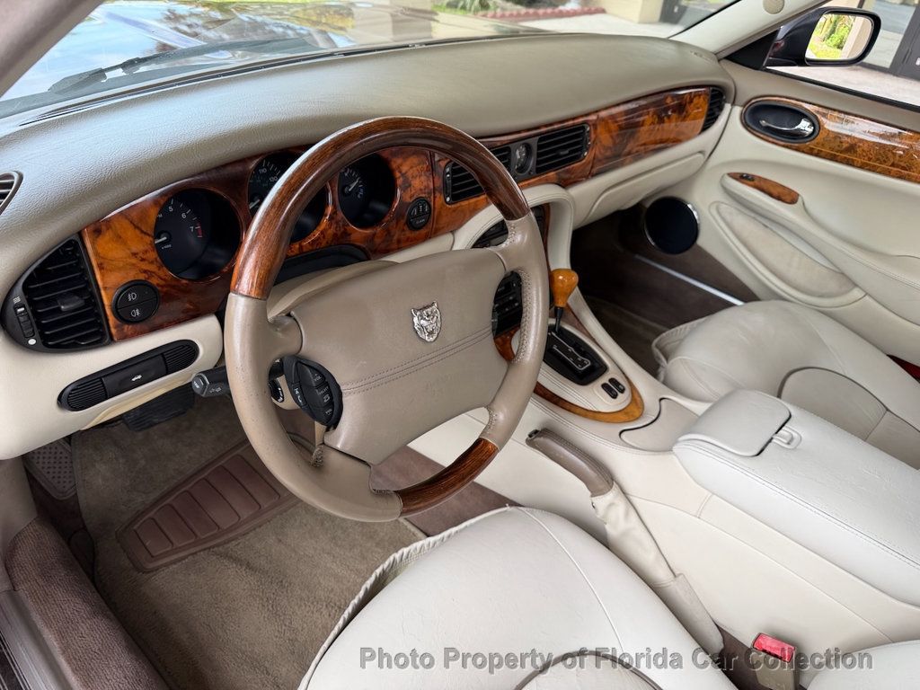 1999 Jaguar XJ XJ Vanden Plas - 23039111 - 40