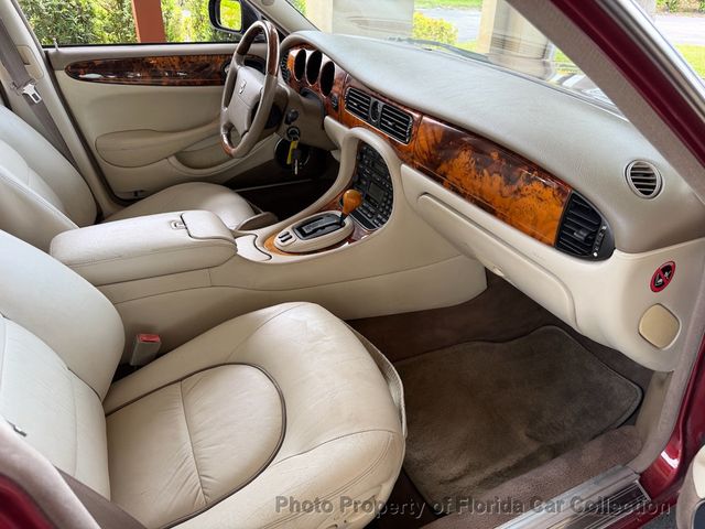 1999 Jaguar XJ XJ Vanden Plas - 23039111 - 44