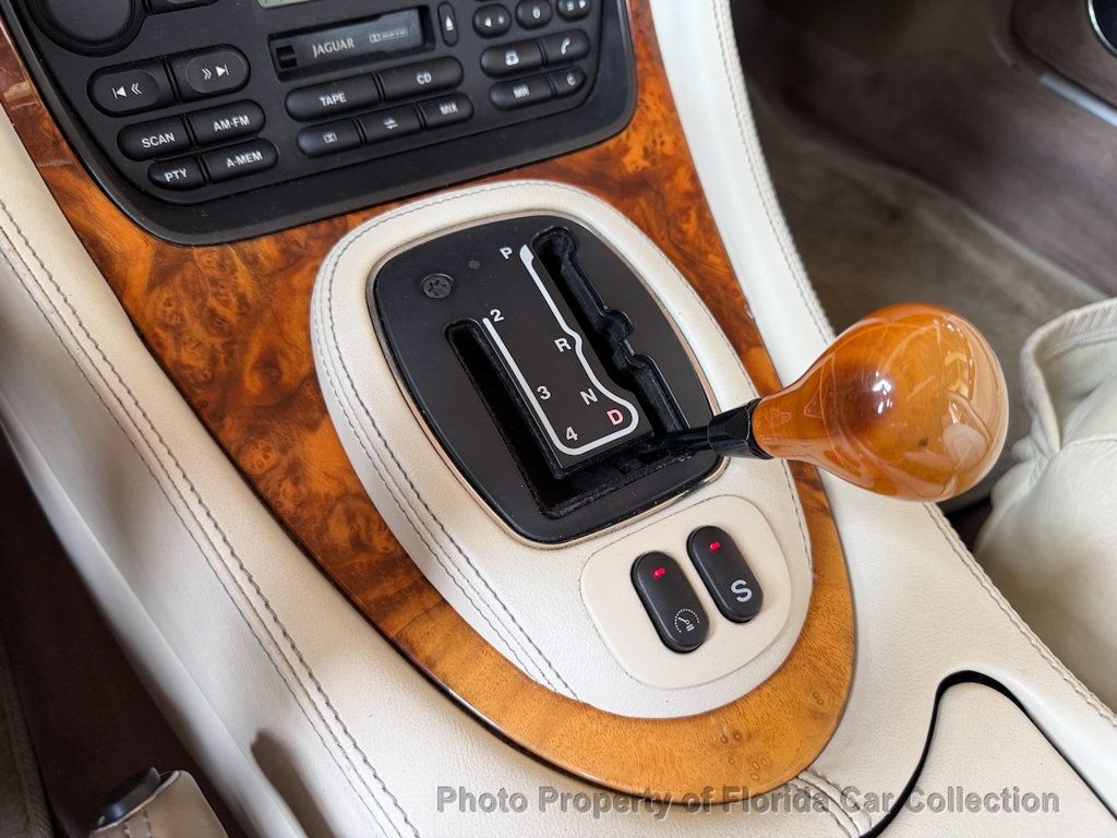 1999 Jaguar XJ XJ Vanden Plas - 23039111 - 60