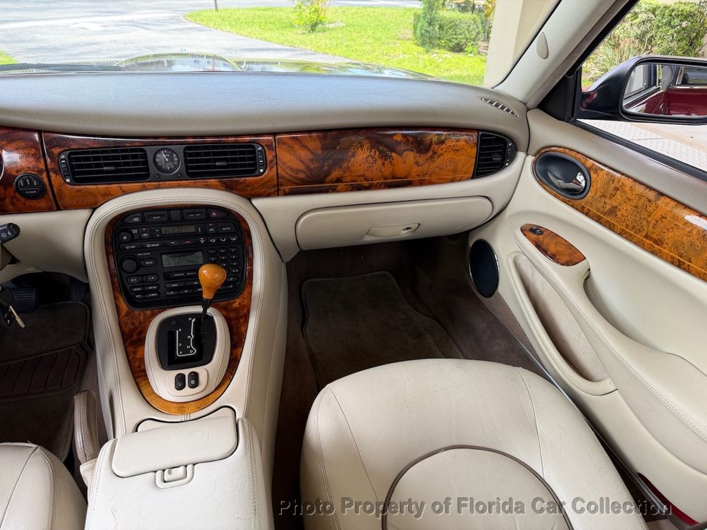 1999 Jaguar XJ XJ Vanden Plas - 23039111 - 7