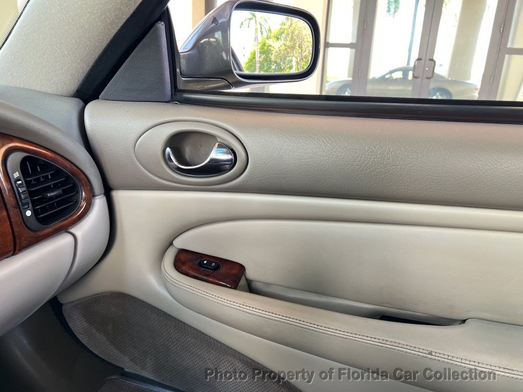 1999 Jaguar XK8 Convertible 4.0L  - 22891674 - 43