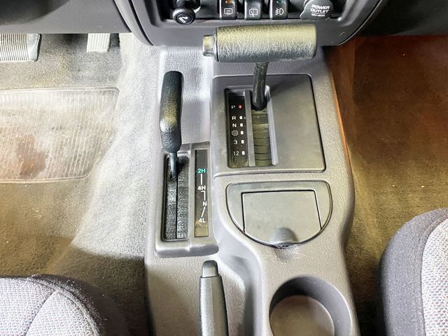 1999 Jeep Cherokee 4dr Classic 4WD - 22920328 - 34