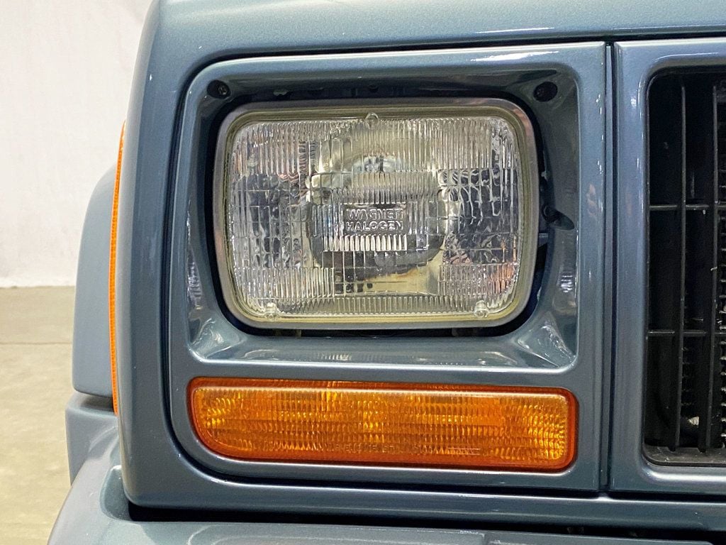 1999 Jeep Cherokee 4dr Classic 4WD - 22920328 - 3