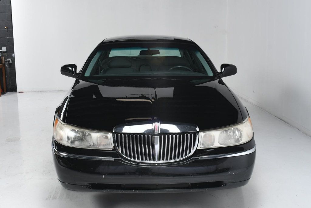 1999 Lincoln Town Car 4dr Sedan Executive - 22512005 - 9