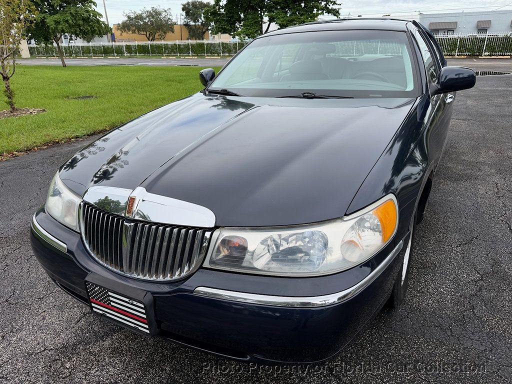 1999 Lincoln Town Car Signature Premium Sedan - 23085990 - 15