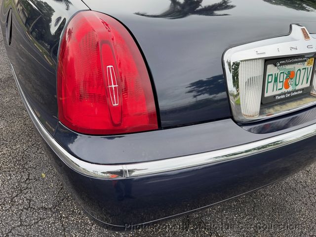 1999 Lincoln Town Car Signature Premium Sedan - 23085990 - 20