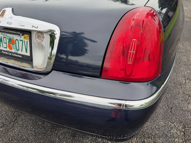 1999 Lincoln Town Car Signature Premium Sedan - 23085990 - 21