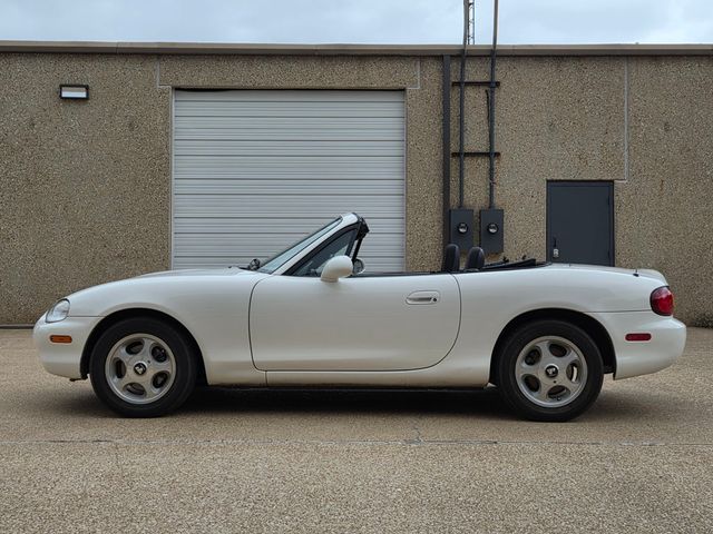 1999 Mazda MX-5 Miata 2dr Convertible Automatic - 22942294 - 4