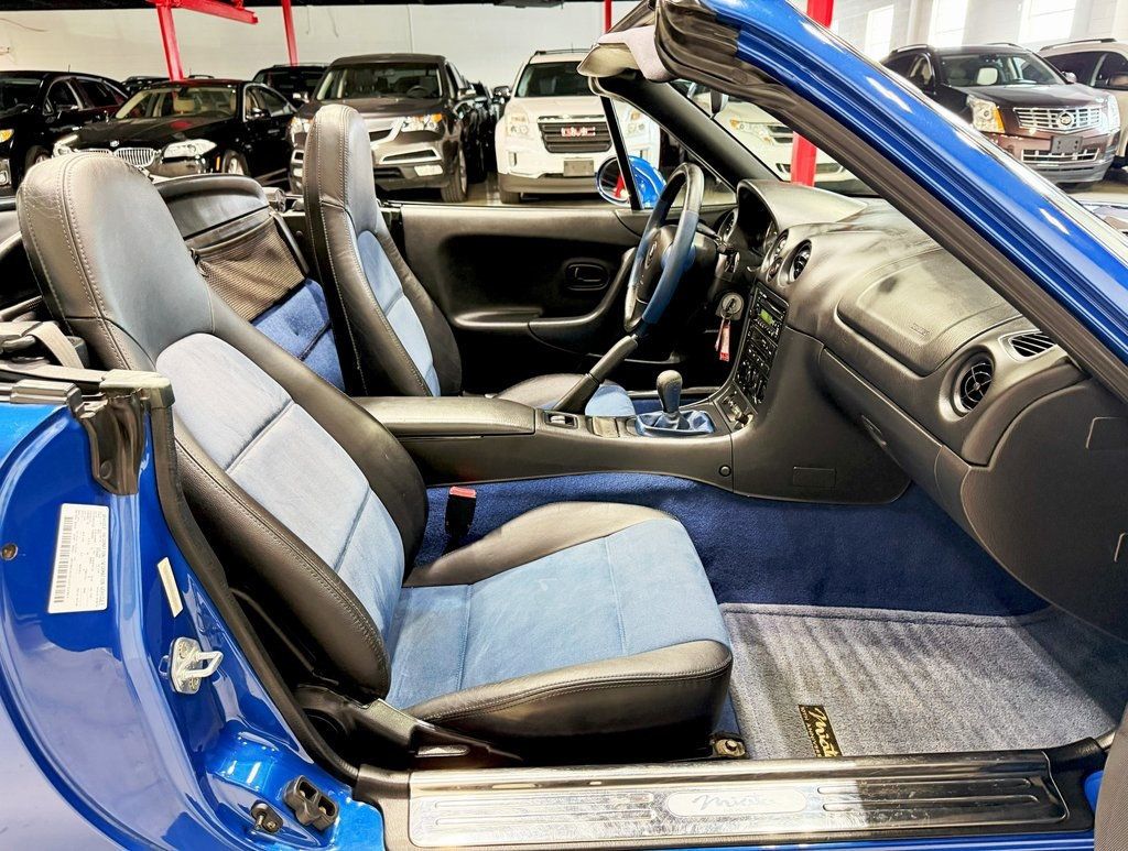 1999 Mazda MX-5 Miata Miata photo 23