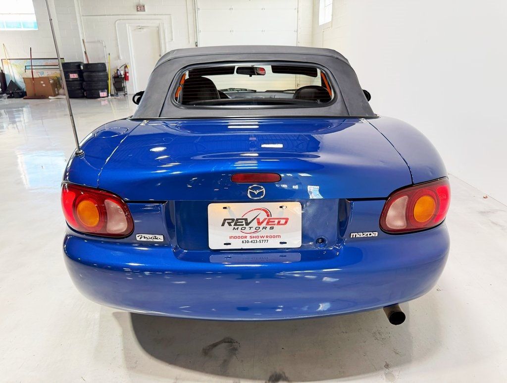 1999 Mazda MX-5 Miata Miata photo 27