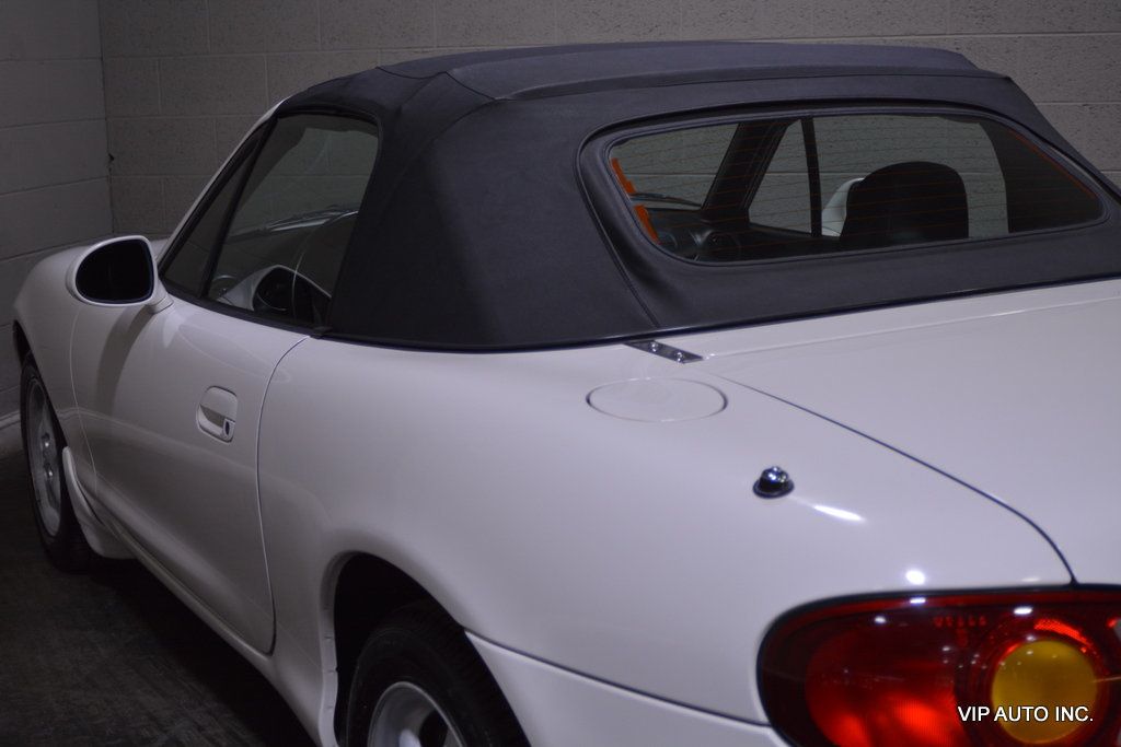 1999 Mazda MX-5 Miata 2dr Convertible Manual - 22580163 - 12