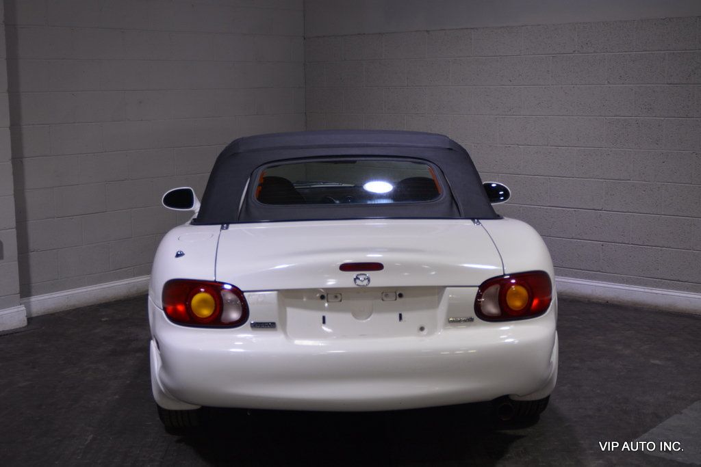 1999 Mazda MX-5 Miata 2dr Convertible Manual - 22580163 - 17