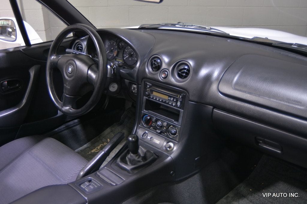 1999 Mazda MX-5 Miata 2dr Convertible Manual - 22580163 - 31