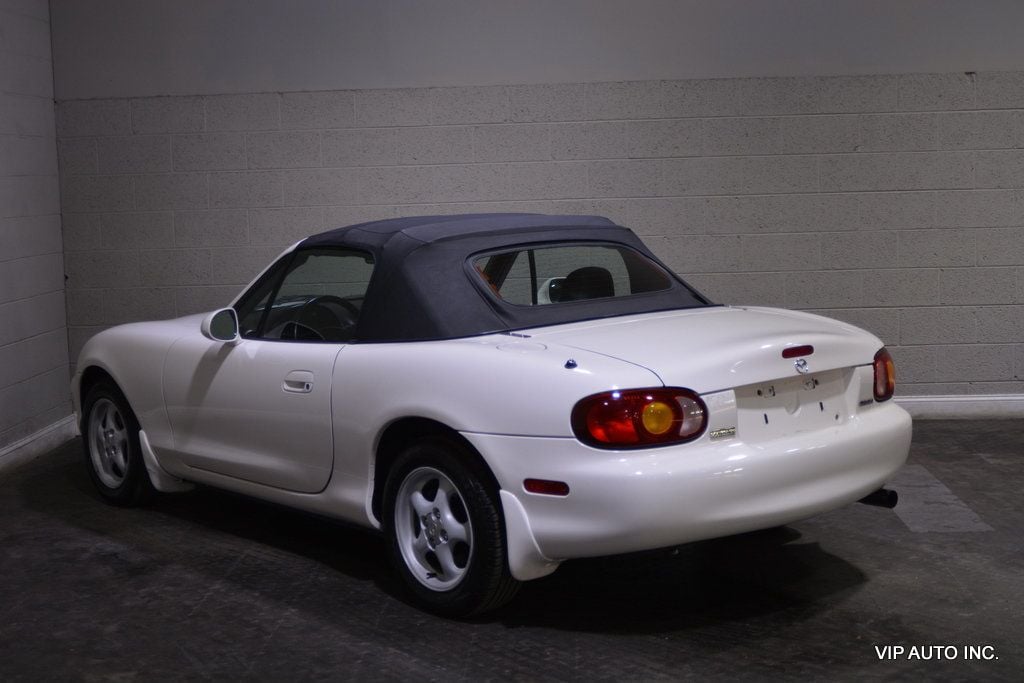 1999 Mazda MX-5 Miata 2dr Convertible Manual - 22580163 - 38