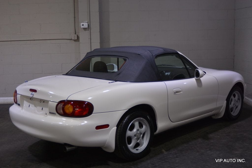 1999 Mazda MX-5 Miata 2dr Convertible Manual - 22580163 - 39