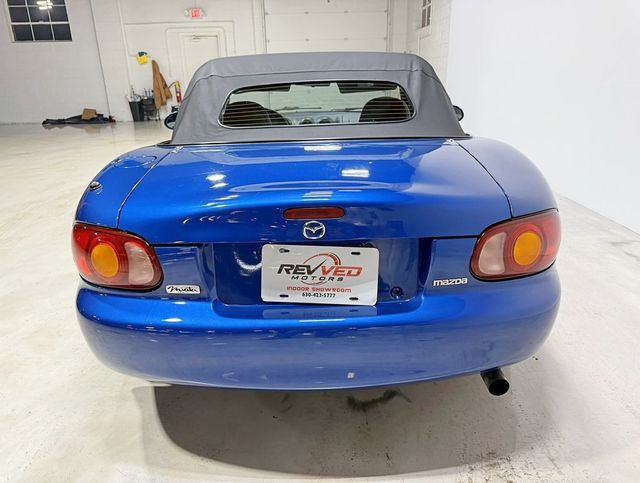 1999 Mazda MX-5 Miata 2dr Convertible Touring Pkg Manual - 22947495 - 15