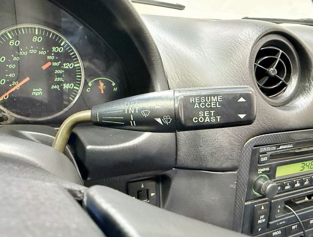 1999 Mazda MX-5 Miata 2dr Convertible Touring Pkg Manual - 22947495 - 20