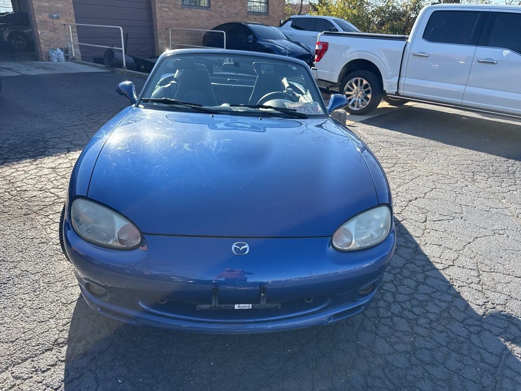 1999 Mazda MX-5 Miata 2dr Convertible Touring Pkg Manual - 22947495 - 6
