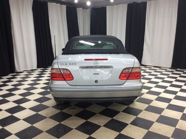 1999 Mercedes-Benz CLK CLK320 2dr Cabriolet 3.2L - 22793794 - 4