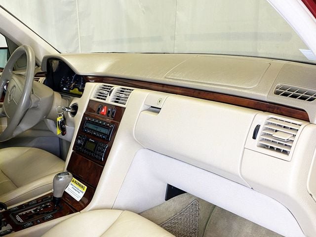 1999 Mercedes-Benz E-Class *** 1 Owner California Car !! RUST FREE *** - 22884937 - 39