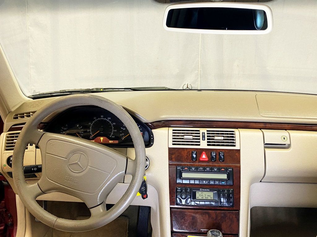 1999 Mercedes-Benz E-Class *** 1 Owner California Car !! RUST FREE *** - 22884937 - 40