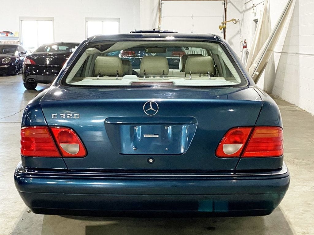 1999 Mercedes-Benz E-Class E320 4dr Sedan 3.2L - 22392832 - 15