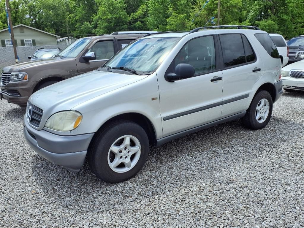 1999 Mercedes-Benz M-Class ML320 4dr AWD 3.2L - 22842381 - 3