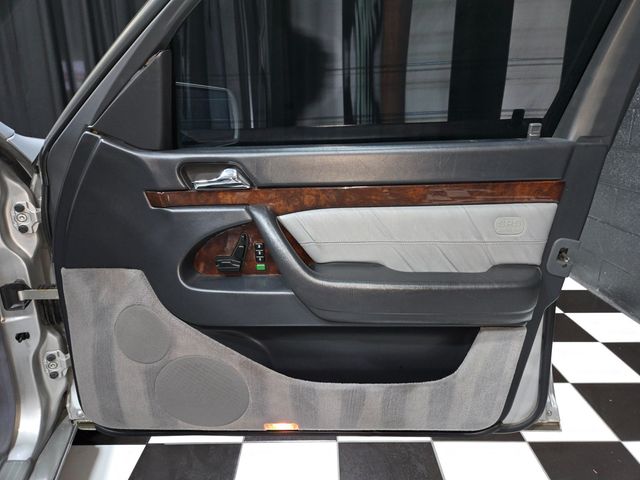 1999 Mercedes-Benz S-Class S500 4dr Sedan 5.0L - 23039360 - 73