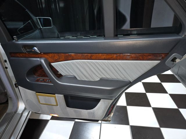 1999 Mercedes-Benz S-Class S500 4dr Sedan 5.0L - 23039360 - 81