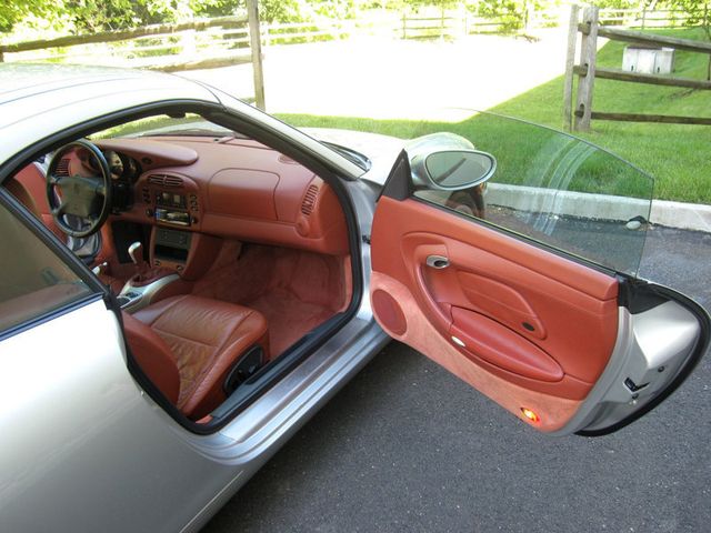 1999 Porsche 911 Carrera 2dr Carrera Cabriolet 6-Speed Manual - 23040590 - 25