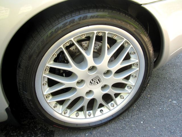 1999 Porsche 911 Carrera 2dr Carrera Cabriolet 6-Speed Manual - 23040590 - 36