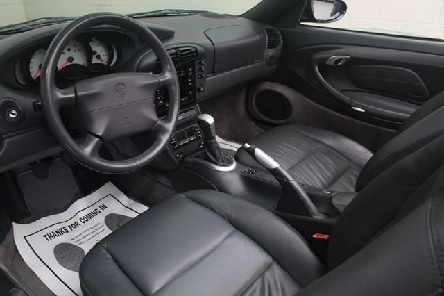 1999 Porsche 911 Carrera 2dr Carrera Cabriolet 6-Speed Manual - 22804957 - 4