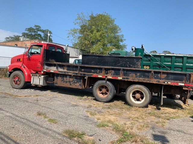 1999 Sterling L9500 TANDEM AXLE FLATBED TRUCK MULTIPLE USES READY FOR WORK - 21548239 - 1