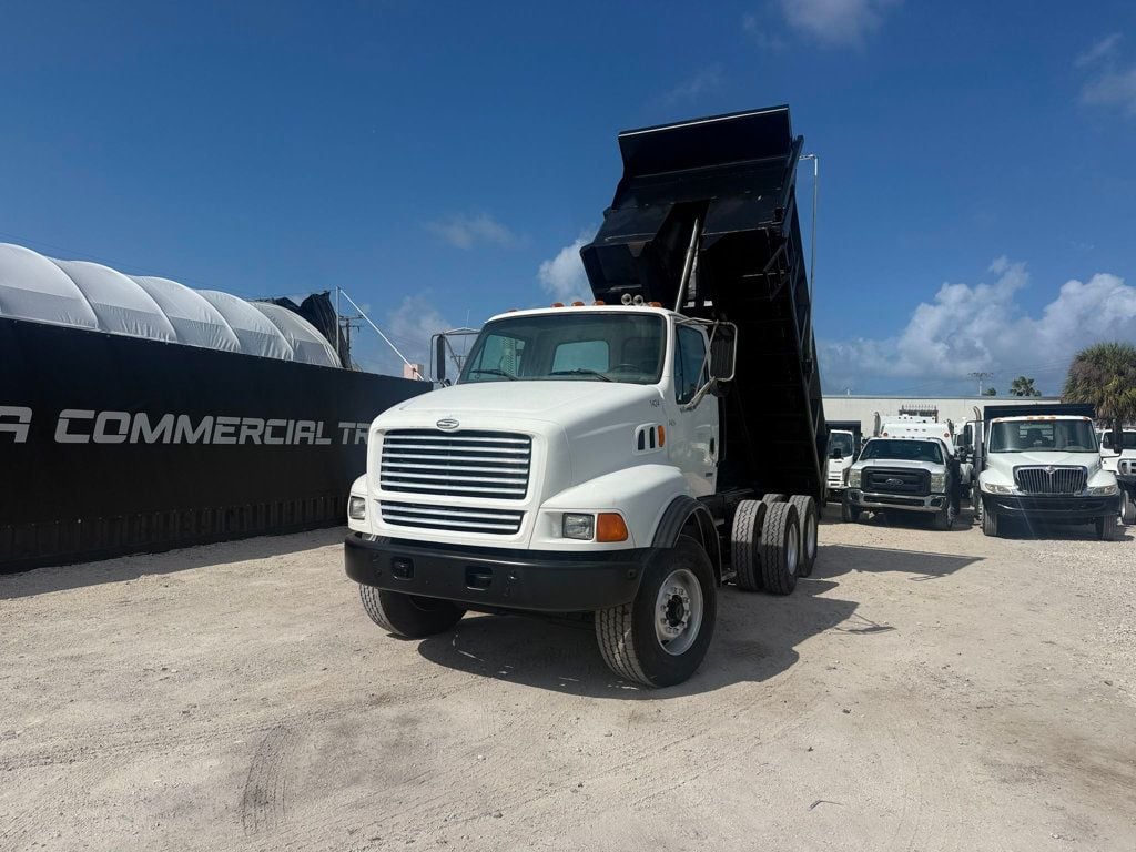 1999 Sterling LT9500 Tandem Axle Dump Truck  - 23008359 | Video 1