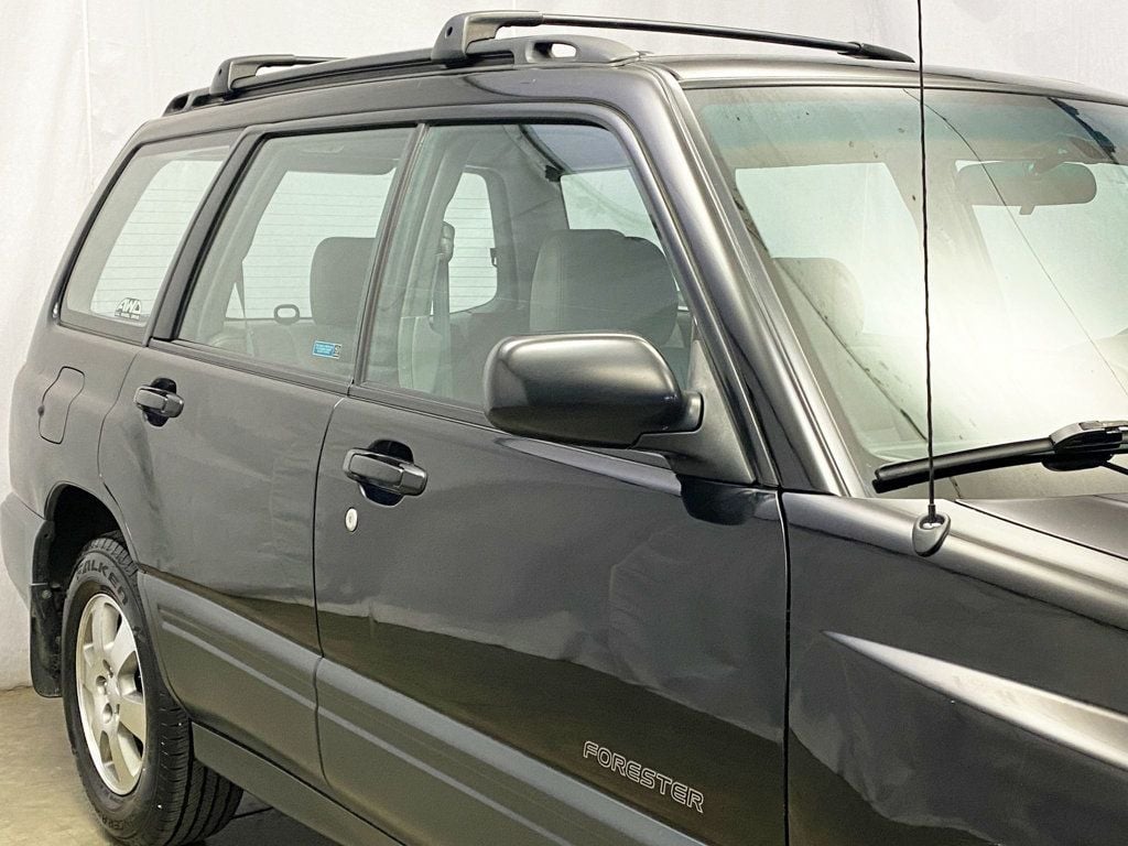 1999 Subaru Forester L photo 7