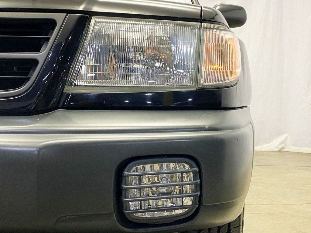 1999 Subaru Forester L photo 10