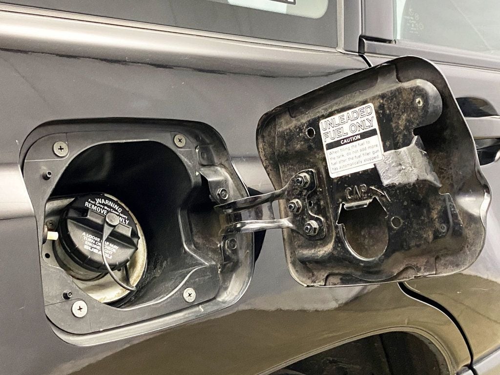 1999 Subaru Forester L photo 12