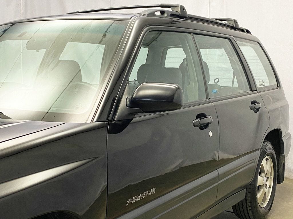 1999 Subaru Forester L photo 2