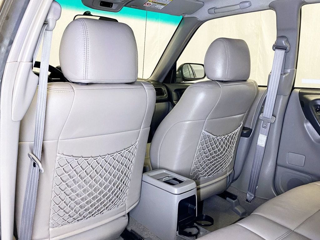 1999 Subaru Forester L photo 42