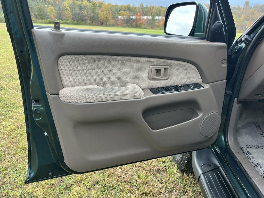 1999 Toyota 4Runner 1-Owner, Rust Free, Well Cared for  - 23091315 - 19