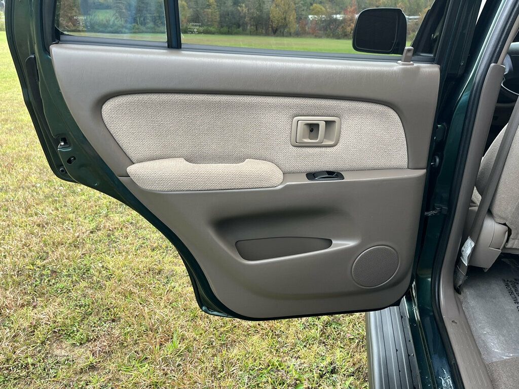 1999 Toyota 4Runner 1-Owner, Rust Free, Well Cared for  - 23091315 - 25