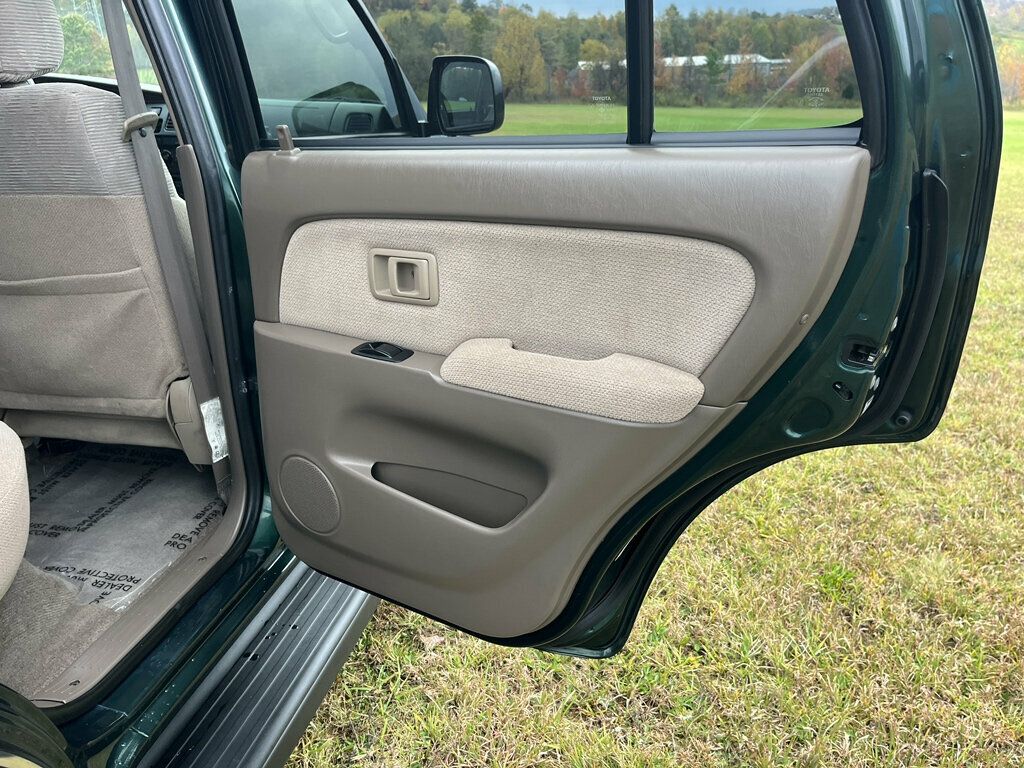 1999 Toyota 4Runner 1-Owner, Rust Free, Well Cared for  - 23091315 - 40