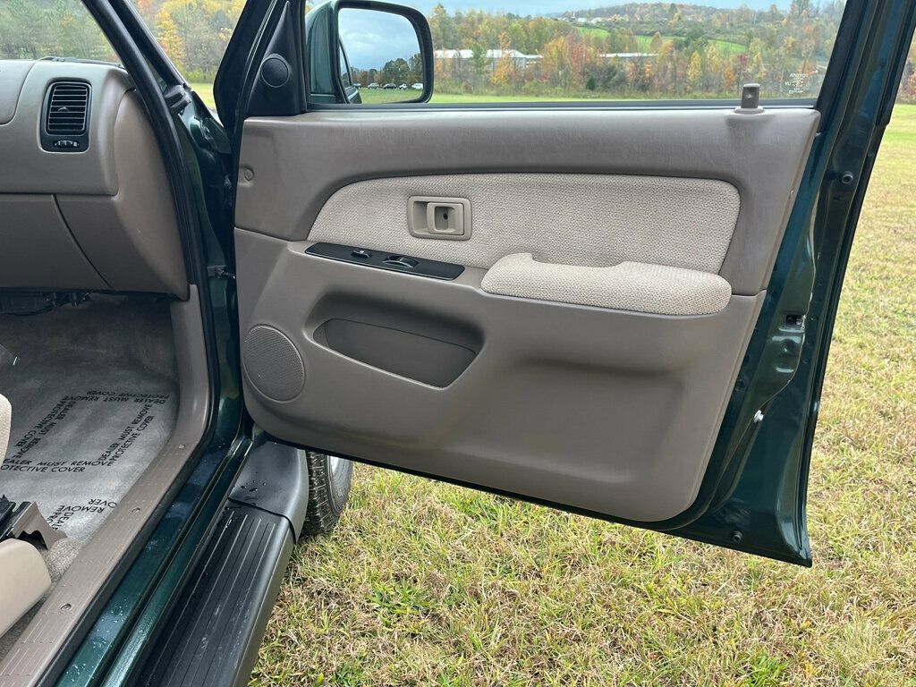 1999 Toyota 4Runner 1-Owner, Rust Free, Well Cared for  - 23091315 - 45